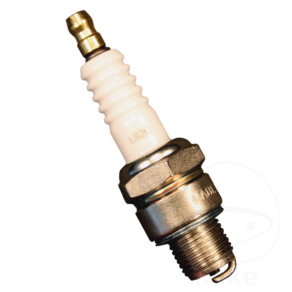 Spark Plug Champion L82C For Suzuki 136.02.13 Spark Plug Champion L82C For Suzuki 136.02.13
